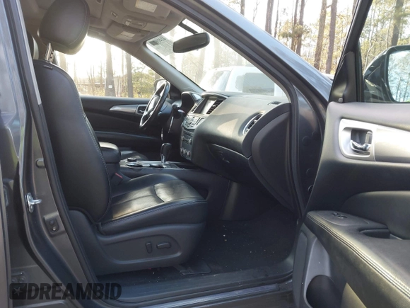 2017 Nissan Pathfinder SV with VIN 5N1DR2MM5HC619196, listed as a IAAI auction lot 41410299 with 105,446 mi miles. Bid and sale history available at carsss.com. Image 5.