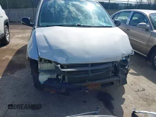 2000 Dodge Caravan SE z VIN 2B4GP45G7YR614145, wystawiony jako IAAI lot #42098834 z przebiegiem 148 924 mil mil oraz . Historia ofert i sprzedaży dostępna na DreamBid. Obrazek 6.