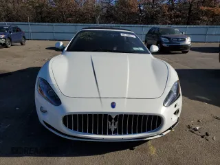 2015 Maserati GranTurismo Sport with VIN ZAM45MMAXF0155477, listed as a Copart auction lot 81116633 with 29,954 mi miles and Salvage title. Bid and sale history available at DreamBid. Image 5.