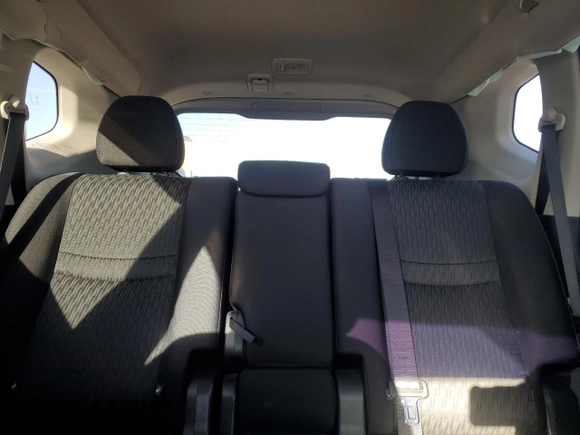 2018 Nissan Rogue SV with VIN JN8AT2MT5JW490692, listed as a Copart auction lot 47358065 with 41,215 mi miles and Salvage Title. Bid and sale history available at DreamBid. Image 10.