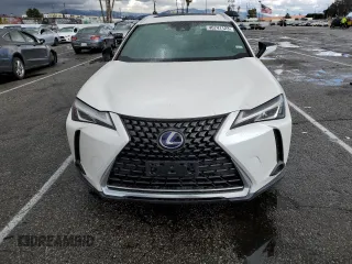2019 Lexus UX with VIN JTHU9JBH8K2019868, listed as a Copart auction lot 40741123 with 35,266 mi miles. Bid and sale history available at carsss.com. Image 5.