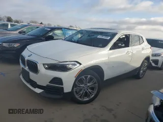 2022 BMW X2 sDrive28i z VIN WBXYH9C02N5U10663, wystawiony jako Copart lot #47361955 z przebiegiem 72 319 mil mil oraz Szkody całkowita. Historia ofert i sprzedaży dostępna na DreamBid. Obrazek 2.