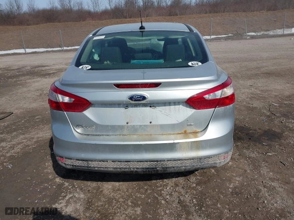 2013 Ford Focus SE with VIN 1FADP3F20DL174037, listed as a IAAI auction lot 41792552 with 131,984 mi miles. Bid and sale history available at carsss.com. Image 16.