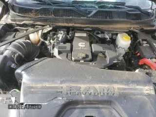 2023 Ram 2500 Laramie z VIN 3C6UR5FL3PG540235, wystawiony jako Copart lot #46997225 z przebiegiem 73 442 mil mil oraz Szkoda całkowita • Salvage title. Historia ofert i sprzedaży dostępna na DreamBid. Obrazek 12.