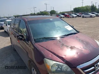 2007 Honda Odyssey EX-L with VIN 5FNRL38727B063324, listed as a IAAI auction lot 41921114 with 199,533 mi miles. Bid and sale history available at carsss.com. Image 6.