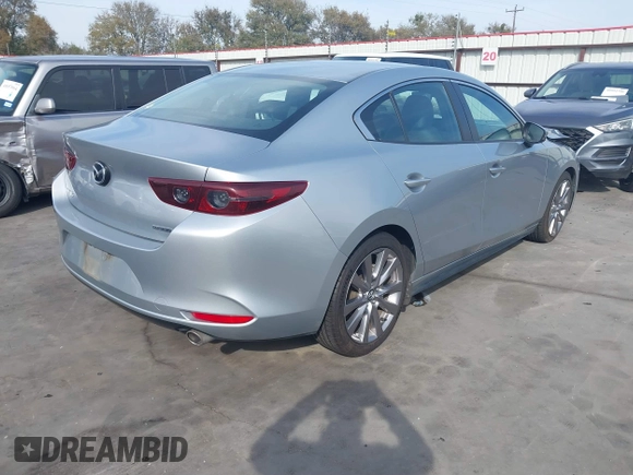 2019 Mazda 3 w/Select with VIN 3MZBPAALXKM110263, listed as a IAAI auction lot 40956795 with 35,000 mi miles. Bid and sale history available at carsss.com. Image 4.