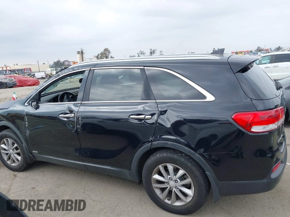 2016 Kia Sorento LX with VIN 5XYPGDA39GG153135, listed as a IAAI auction lot 41903352 with 144,557 mi miles. Bid and sale history available at carsss.com. Image 14.