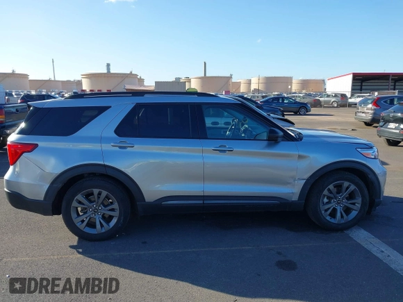 2021 Ford Explorer XLT with VIN 1FMSK7DH0MGB71478, listed as a IAAI auction lot 41495842 with 20,116 mi miles. Bid and sale history available at carsss.com. Image 13.