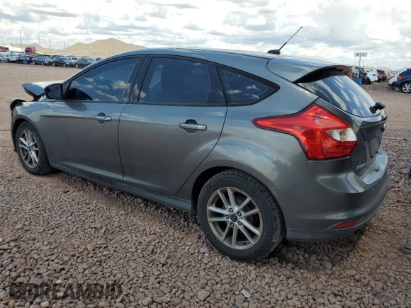 2012 Ford Focus SE z VIN 1FAHP3K24CL338153, wystawiony jako Copart lot #56161925 z przebiegiem 167 146 mil mil oraz Szkoda całkowita • Salvage title. Historia ofert i sprzedaży dostępna na DreamBid. Obrazek 2.