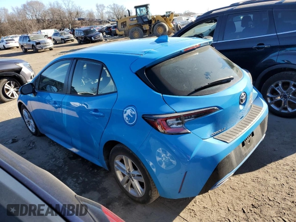 2021 Toyota Corolla Hatchback SE with VIN JTND4MBE6M3146635, listed as a Copart auction lot 40959054 with 70,721 mi miles. Bid and sale history available at carsss.com. Image 2.