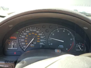 1997 Saturn SW z VIN 1G8ZK8274VZ194085, wystawiony jako Copart lot #50230135 z przebiegiem 211 051 mil mil oraz Szkody całkowita. Historia ofert i sprzedaży dostępna na DreamBid. Obrazek 9.