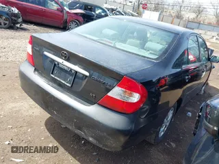 2004 Toyota Camry LE with VIN 4T1BF32KX4U078562, listed as a IAAI auction lot 41849865 with 1 mi miles. Bid and sale history available at carsss.com. Image 4.