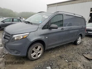 2016 Mercedes-Benz Metris Cargo z VIN WD3PG2EA1G3099809, wystawiony jako Copart lot #56832815 z przebiegiem 99 440 mil mil oraz Szkoda całkowita • Salvage title. Historia ofert i sprzedaży dostępna na DreamBid. Obrazek 1.