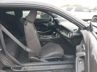 2018 Chevrolet Camaro 1LT with VIN 1G1FB1RX2J0129779, listed as a IAAI auction lot 41799139 with 100,179 mi miles. Bid and sale history available at carsss.com. Image 5.