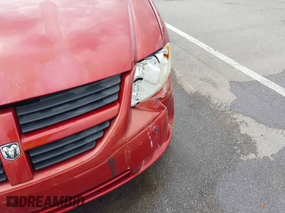 2006 Dodge Caravan SXT with VIN 1D4GP45R36B533131, listed as a IAAI auction lot 42097147 with 52,193 mi miles and . Bid and sale history available at DreamBid. Image 18.