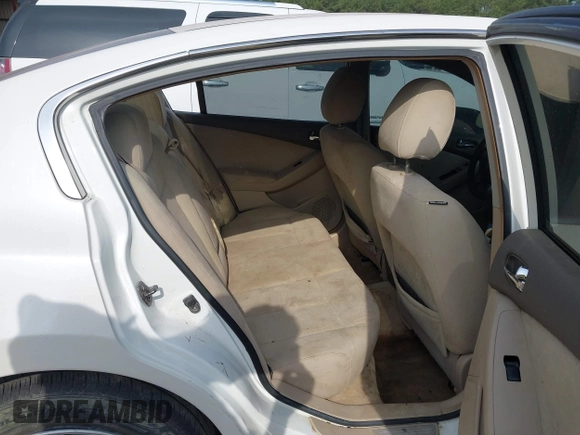 2010 Nissan Altima 2.5 S with VIN 1N4AL2AP6AN434484, listed as a IAAI auction lot 42107902 with 257,975 mi miles. Bid and sale history available at carsss.com. Image 8.