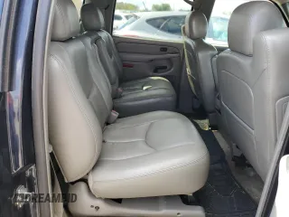 2006 Chevrolet Suburban LS with VIN 1GNFK16Z46J126131, listed as a Copart auction lot 72771204 with 203,510 mi miles and Salvage Title. Bid and sale history available at carsss.com. Image 11.