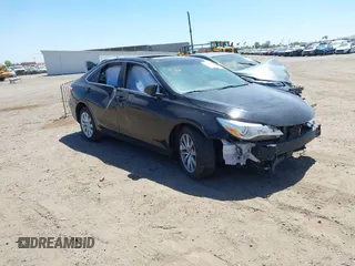 2017 Toyota Camry XLE z VIN 4T1BF1FK7HU679531, wystawiony jako IAAI lot #42242675 z przebiegiem 87 412 mil mil oraz . Historia ofert i sprzedaży dostępna na DreamBid. Obrazek 1.