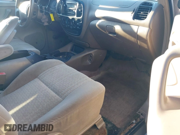 2004 Toyota Tundra SR5 with VIN 5TBET341X4S455886, listed as a IAAI auction lot 41675687 with 255,745 mi miles and . Bid and sale history available at DreamBid. Image 5.