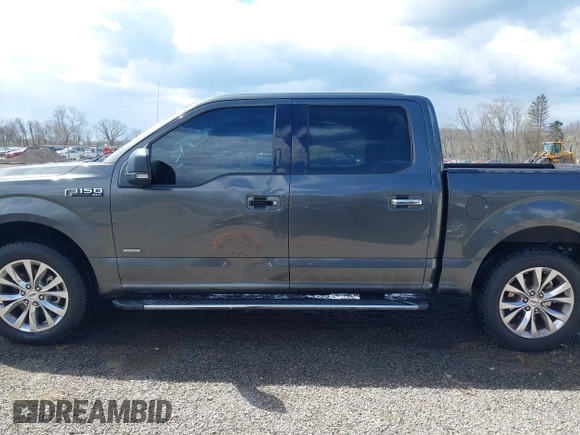 2016 Ford F-150 XL with VIN 1FTEW1CP4GFA67064, listed as a IAAI auction lot 42038095 with 62,402 mi miles and . Bid and sale history available at carsss.com. Image 14.