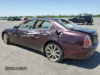 2007 Maserati Quattroporte z VIN ZAMCE39AX70027000, wystawiony jako Copart lot #60355475 z przebiegiem Nie podano mil oraz Czysty tytuł • Clean title. Historia ofert i sprzedaży dostępna na DreamBid. Obrazek 2.
