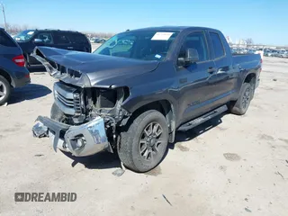 2017 Toyota Tundra 2WD SR5 with VIN 5TFRY5F16HX228522, listed as a IAAI auction lot 41712834 with 111,910 mi miles. Bid and sale history available at carsss.com. Image 17.