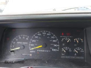 1999 Chevrolet Tahoe Z71 with VIN 1GNEK13R4XJ504675, listed as a IAAI auction lot 42162102 with 320,128 mi miles and . Bid and sale history available at DreamBid. Image 7.