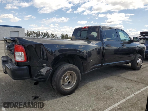 2020 Ram 3500 Tradesman z VIN 3C63RRGL4LG169632, wystawiony jako Copart lot #51488125 z przebiegiem 220 035 mil mil oraz Tytuł czysty. Historia ofert i sprzedaży dostępna na DreamBid. Obrazek 3.