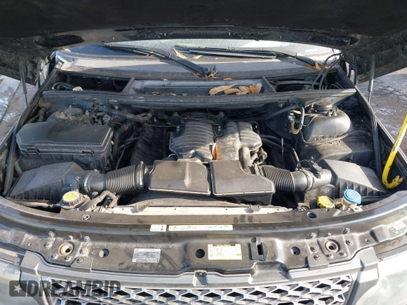 2011 Land Rover Range Rover HSE Lux with VIN SALMF1D47BA340433, listed as a IAAI auction lot 41203741 with 112,572 mi miles and . Bid and sale history available at DreamBid. Image 10.