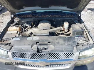 2004 Chevrolet Avalanche Z71 with VIN 3GNEK12T74G334998, listed as a IAAI auction lot 42705106 with 267,992 mi miles and . Bid and sale history available at DreamBid. Image 10.
