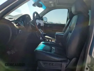 2014 Cadillac Escalade Premium z VIN 1GYS3CEFXER139466, wystawiony jako Copart lot #54128425 z przebiegiem 116 002 mil mil oraz Szkoda całkowita • Salvage title. Historia ofert i sprzedaży dostępna na DreamBid. Obrazek 7.