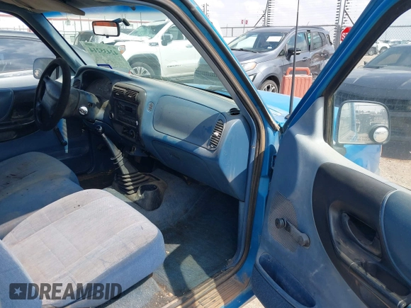 1996 Ford Ranger XL с VIN 1FTCR10A8TUB17436, выставлен на аукционе IAAI как лот 42435214 с пробегом 233 796 миль миль и . История ставок и продаж доступна на DreamBid. Изображение 5.