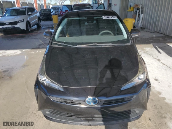 2020 Toyota Prius L Eco with VIN JTDKARFU5L3106788, listed as a Copart auction lot 49792965 with 132,977 mi miles and Non Repairable. Bid and sale history available at carsss.com. Image 5.