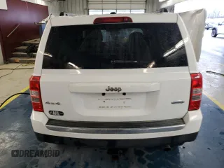 2011 Jeep Patriot Latitude X with VIN 1J4NF4GB4BD150332, listed as a Copart auction lot 84010724 with 165,300 mi miles and Salvage Title. Bid and sale history available at DreamBid. Image 6.