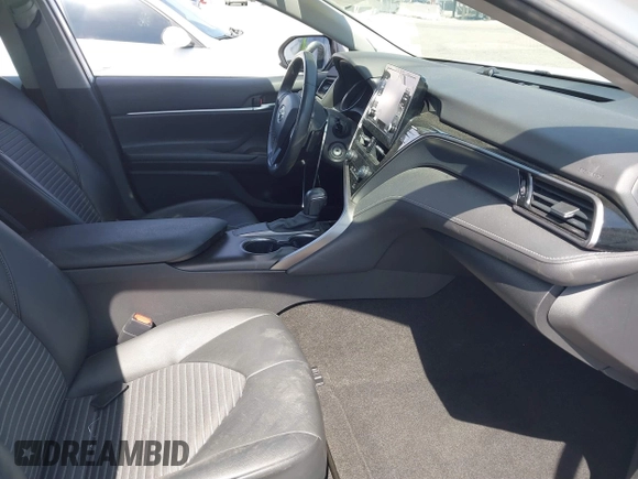2021 Toyota Camry SE Nightshade with VIN 4T1G11AK8MU553894, listed as a IAAI auction lot 41847408 with 28,557 mi miles. Bid and sale history available at carsss.com. Image 5.