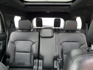 2017 Ford Explorer XLT с VIN 1FM5K8D87HGB91090, выставлен на аукционе Copart как лот 54681015 с пробегом 125 594 миль миль и Списание • Salvage title. История ставок и продаж доступна на DreamBid. Изображение 10.