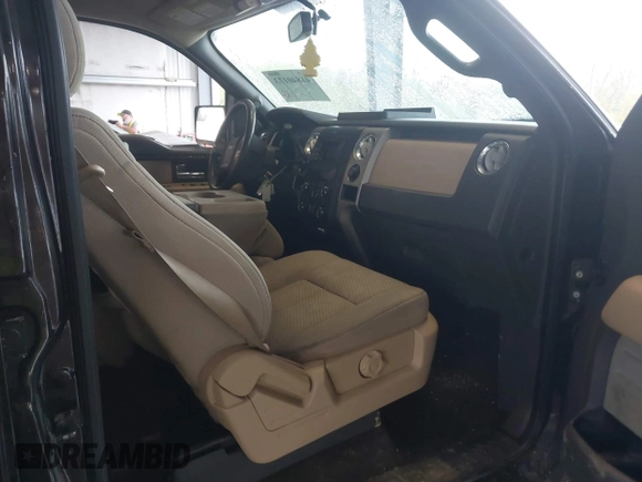 2014 Ford F-150 XL with VIN 1FTFW1CF1EKE50377, listed as a IAAI auction lot 41840173 with 221,366 mi miles. Bid and sale history available at carsss.com. Image 5.