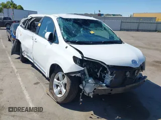 2013 Toyota Sienna LE AAS with VIN 5TDKK3DC8DS370219, listed as a IAAI auction lot 42708930 with 118,791 mi miles and . Bid and sale history available at DreamBid. Image 1.