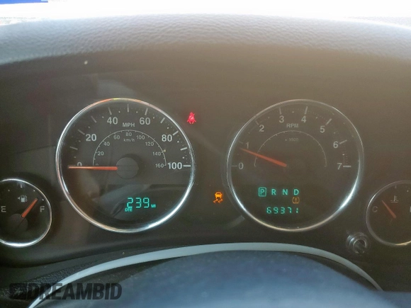 2013 Jeep Wrangler Unlimited Sport z VIN 1C4BJWDG7DL650142, wystawiony jako Copart lot #56846935 z przebiegiem 69 371 mil mil oraz Szkoda całkowita • Salvage title. Historia ofert i sprzedaży dostępna na DreamBid. Obrazek 9.