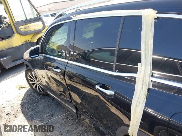 2020 Mercedes-Benz GLB 250 z VIN WDC4M4HBXLW008475, wystawiony jako IAAI lot #41803766 z przebiegiem 44 526 mil mil oraz . Historia ofert i sprzedaży dostępna na DreamBid. Obrazek 14.