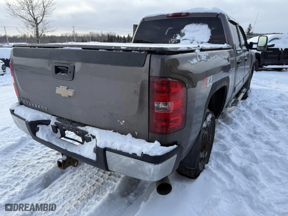 2008 Chevrolet Silverado 2500HD Work Truck with VIN 1GCHK23658F163499, listed as a Copart auction lot 88868205 with NaN miles and Non Repairable. Bid and sale history available at carsss.com. Image 3.