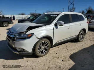 2018 Mitsubishi Outlander SE with VIN JA4AD3A37JZ050713, listed as a Copart auction lot 46792145 with 180,109 mi miles and Salvage Title. Bid and sale history available at carsss.com. Image 1.
