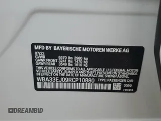 2024 BMW 7 Series 760i xDrive z VIN WBA33EJ09RCP10880, wystawiony jako Copart lot #69493304 z przebiegiem 2 203 mil mil oraz Szkoda całkowita • Salvage title. Historia ofert i sprzedaży dostępna na DreamBid. Obrazek 12.