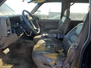 1997 Chevrolet Tahoe with VIN 1GNEK13R7VJ337340, listed as a Copart auction lot 88989435 with 208,313 mi miles and Salvage Title. Bid and sale history available at carsss.com. Image 7.
