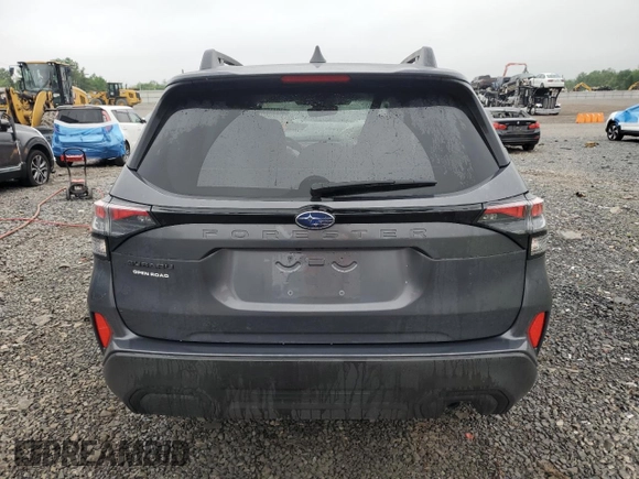 2025 Subaru Forester Premium z VIN JF2SLDDC8SH433230, wystawiony jako Copart lot #57046655 z przebiegiem 4 688 mil mil oraz Szkoda całkowita • Salvage title. Historia ofert i sprzedaży dostępna na DreamBid. Obrazek 6.