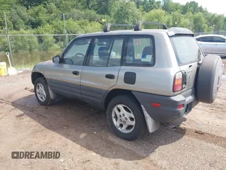 1999 Toyota RAV4 with VIN JT3HP10VXX7117364, listed as a IAAI auction lot 42720348 with 162,598 mi miles and . Bid and sale history available at DreamBid. Image 3.