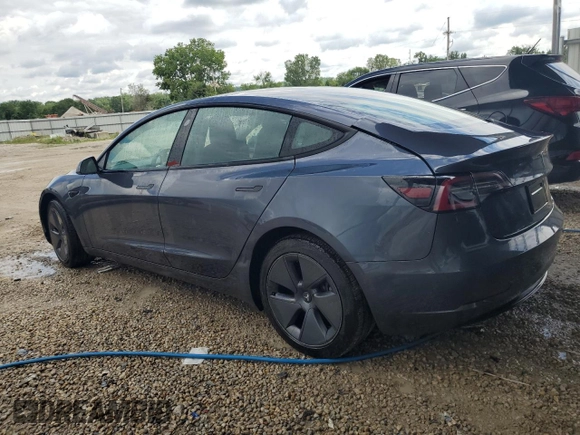 2022 Tesla Model 3 z VIN 5YJ3E1EA3NF287056, wystawiony jako Copart lot #58954225 z przebiegiem 132 196 mil mil oraz Czysty tytuł • Clean title. Historia ofert i sprzedaży dostępna na DreamBid. Obrazek 2.