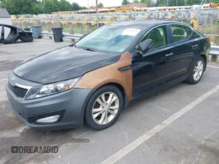 2012 Kia Optima EX z VIN 5XXGN4A78CG035729, wystawiony jako IAAI lot #42394149 z przebiegiem 158 557 mil mil oraz . Historia ofert i sprzedaży dostępna na DreamBid. Obrazek 2.