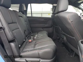 2025 Honda Passport TrailSport z VIN 5FNYF8H65SB002839, wystawiony jako Copart lot #52984215 z przebiegiem 469 mil mil oraz Szkoda całkowita • Salvage title. Historia ofert i sprzedaży dostępna na DreamBid. Obrazek 10.