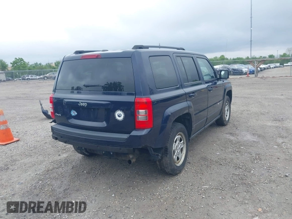2016 Jeep Patriot Sport z VIN 1C4NJRBB1GD520524, wystawiony jako IAAI lot #42351998 z przebiegiem 200 210 mil mil oraz . Historia ofert i sprzedaży dostępna na DreamBid. Obrazek 4.